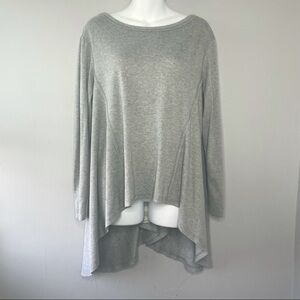 A’REVE Grey Plaid Tie Back Sweater Size Large